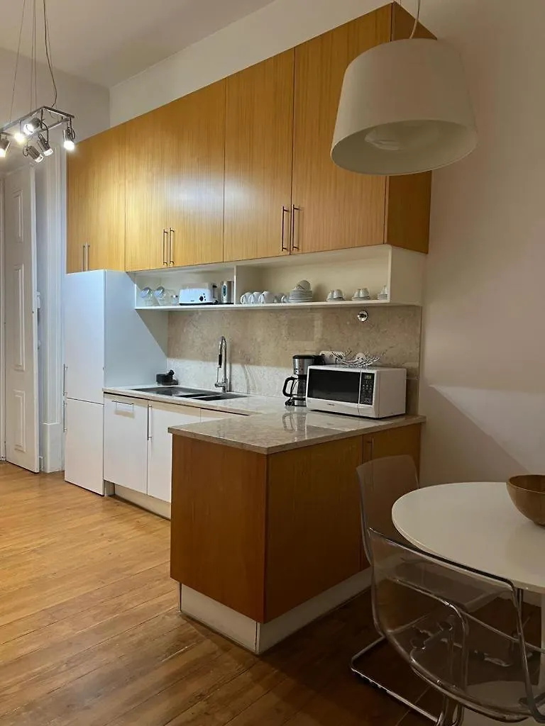 Homestay Luxuoso Quarto No Centro De Lisboa Apartment