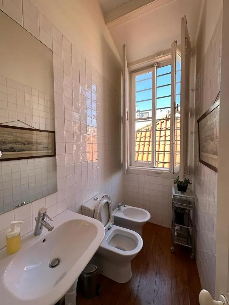 Luxuoso Quarto No Centro De Lisboa Apartment 0*, Lisbon